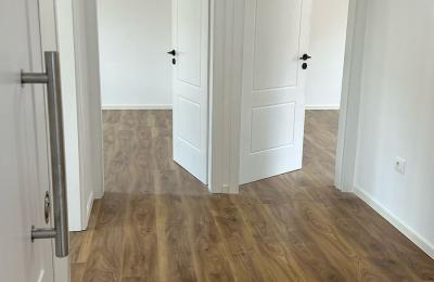 SHITET APARTAMENT  2+1 PERBALLE KOMPLEKSIT DELIJORGJI